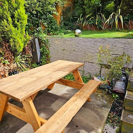 Homebird Property - Buckton House Leeds  Bagian luar foto