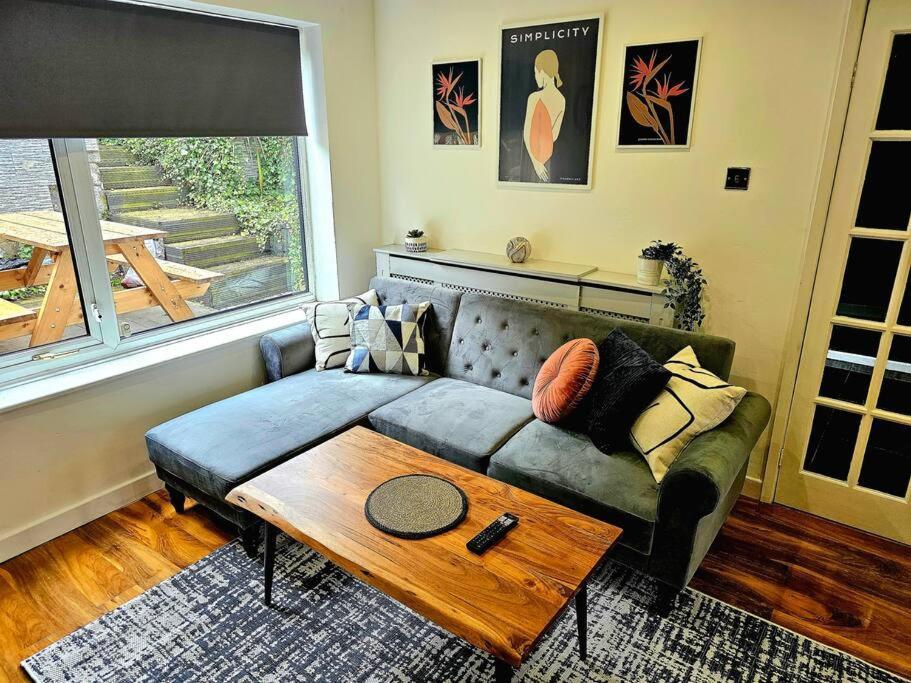 Homebird Property - Buckton House Leeds  Bagian luar foto