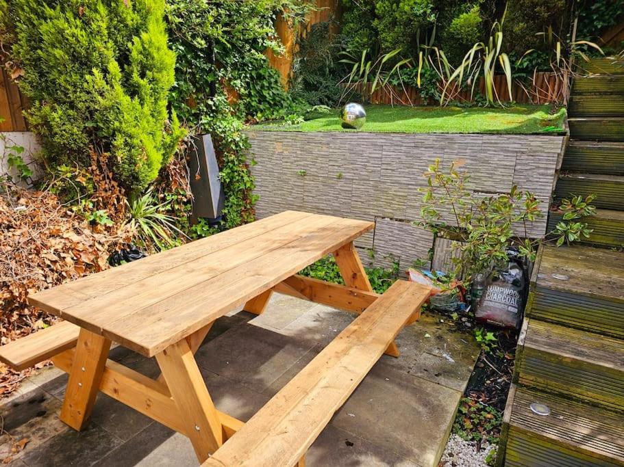 Homebird Property - Buckton House Leeds  Bagian luar foto